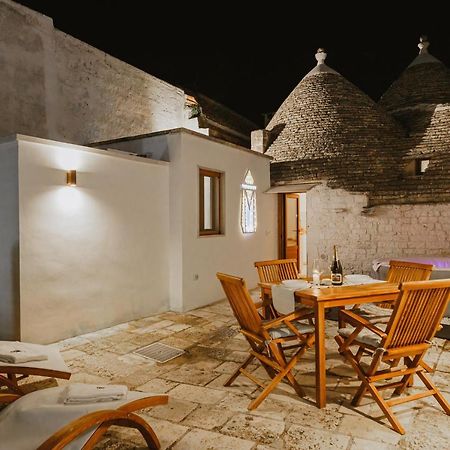Milestones Modern Suite Trullo Jacuzzi Spa & Relax Альберобелло Екстер'єр фото
