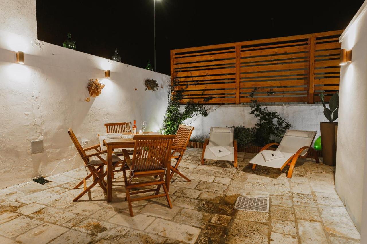 Milestones Modern Suite Trullo Jacuzzi Spa & Relax Альберобелло Екстер'єр фото